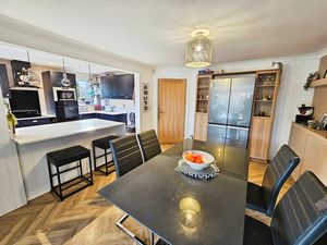 Photo 14- click for photo gallery